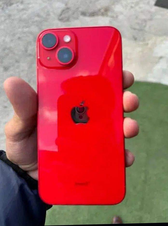 Iphone 14 with box charger by Muhammad Huzaifa