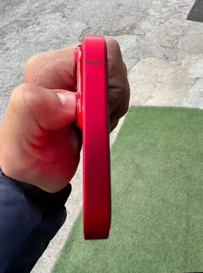 Iphone 14 with box charger by Muhammad Huzaifa