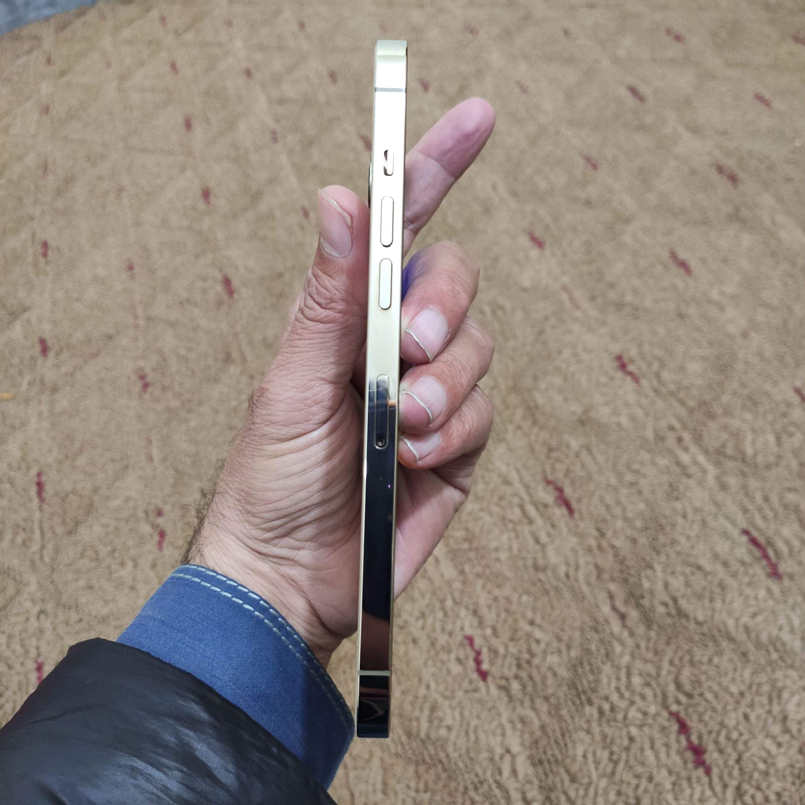 IPhone 12 pro max 256 gb HK by Hussan Khan