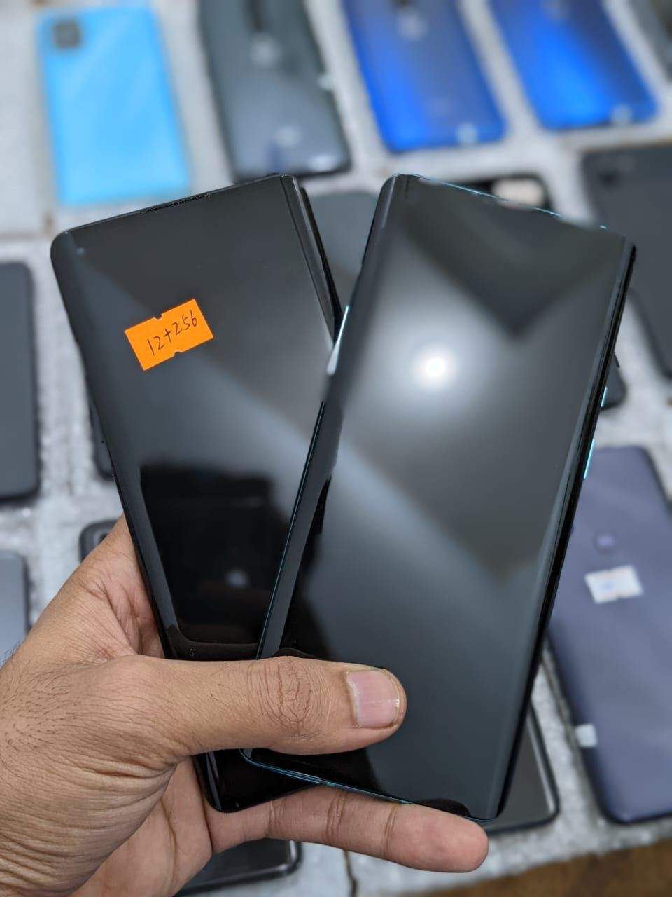 One plus 8 pro by Hamza Abid