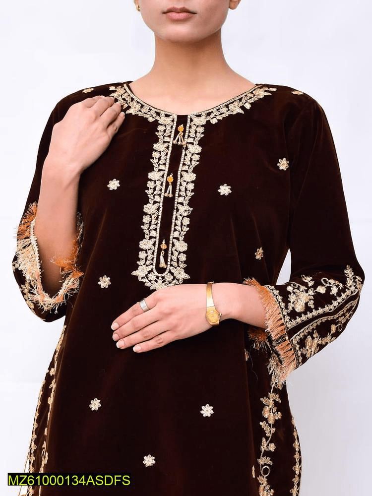 Women’s stitched velvet embroidered shirt by Muhammad Afaq