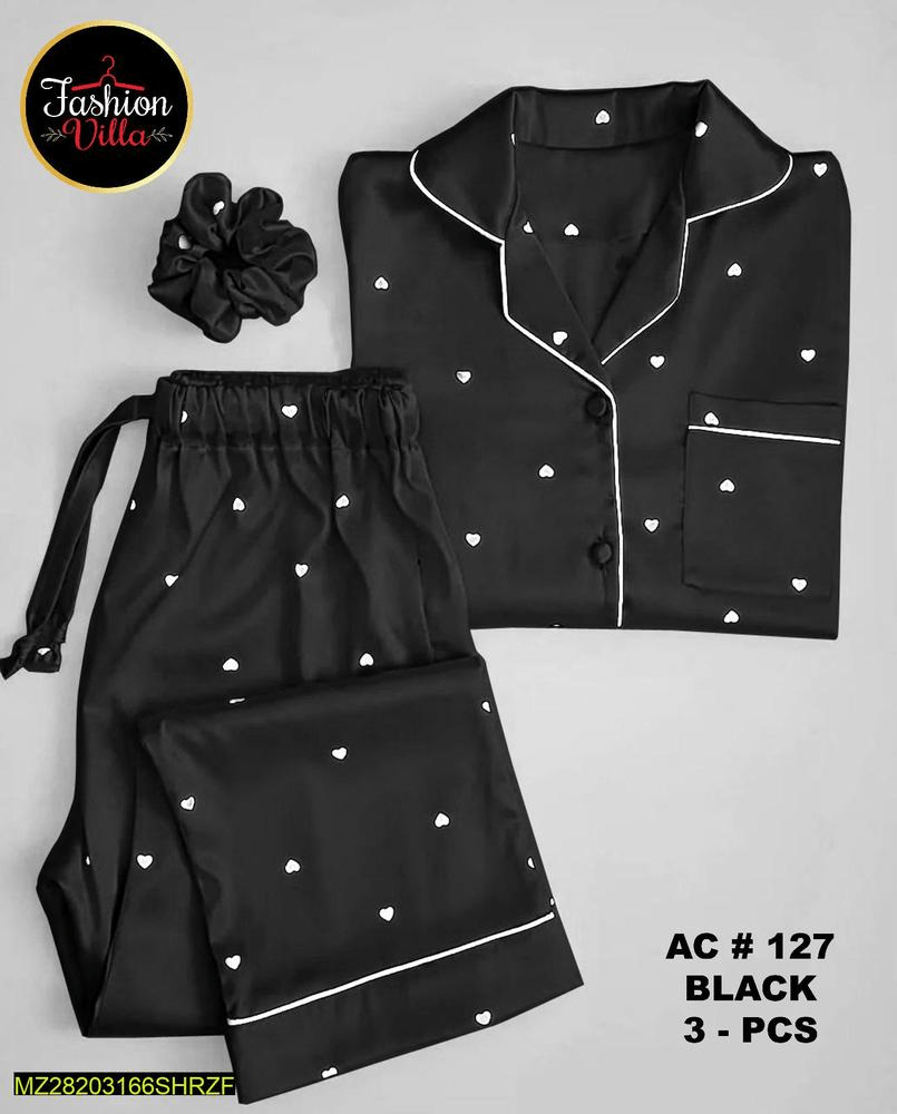 Silk printed sleep wear by Hooriya Baloch