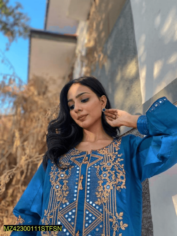 2 PCs women’s khaadi Embroidered suit by Hooriya Baloch