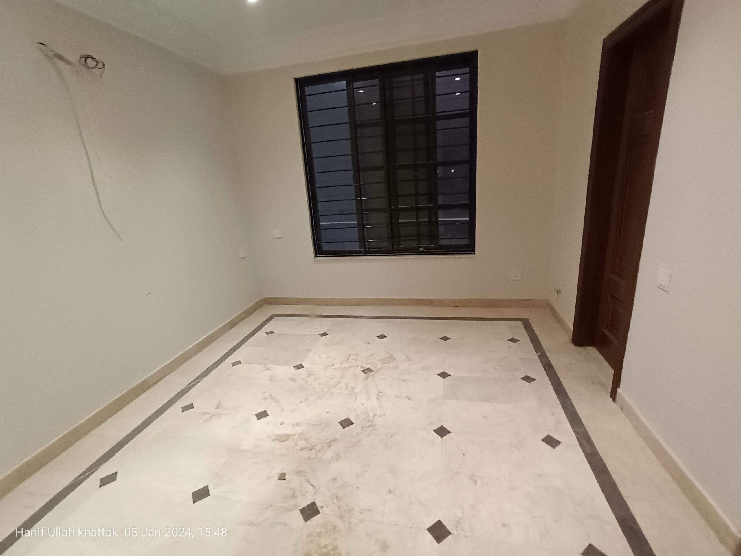 11 bedrooms Full house available for rent in G10 by Hanif Ullah