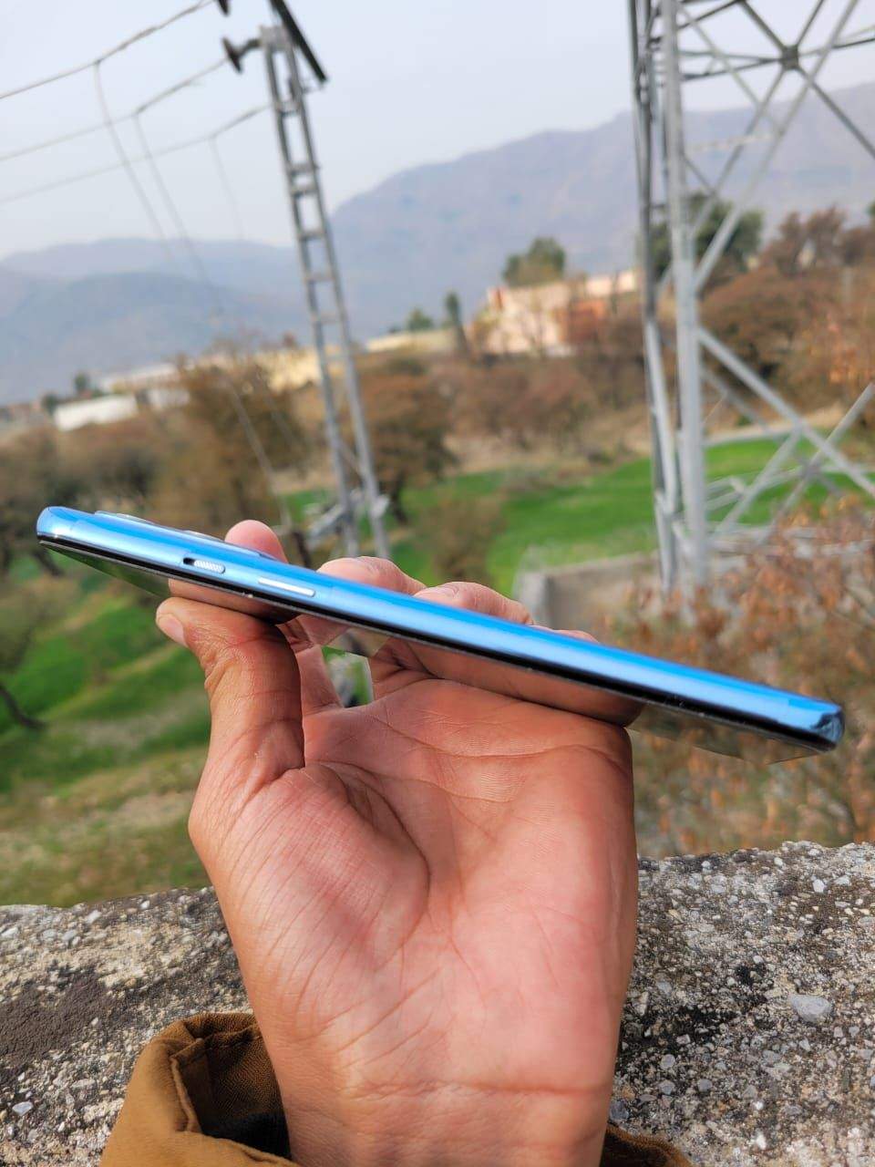 OnePlus 9 by Hammad Hussain