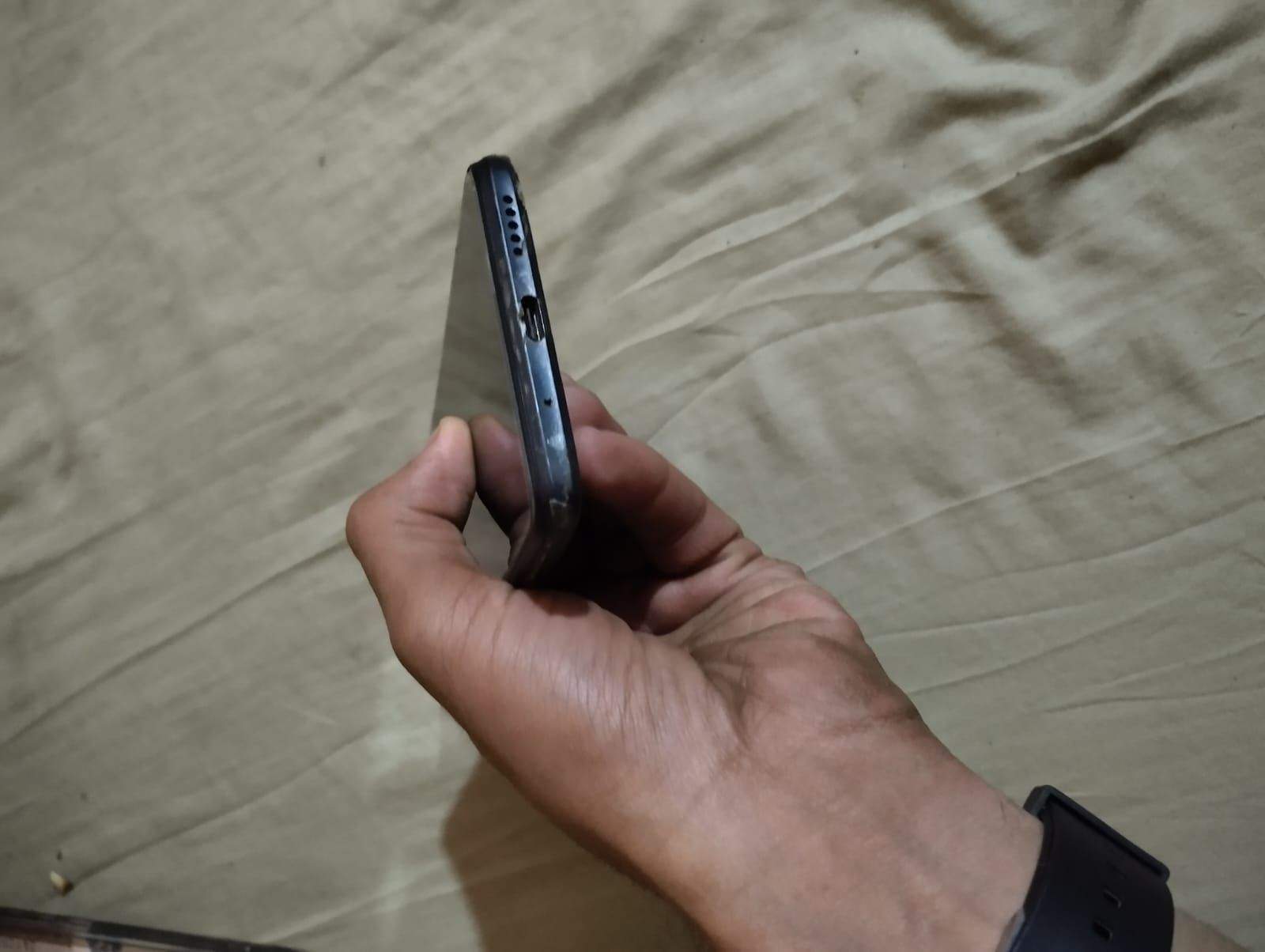 Xiaomi Redmi 10C 27000K by Haseeb Ali