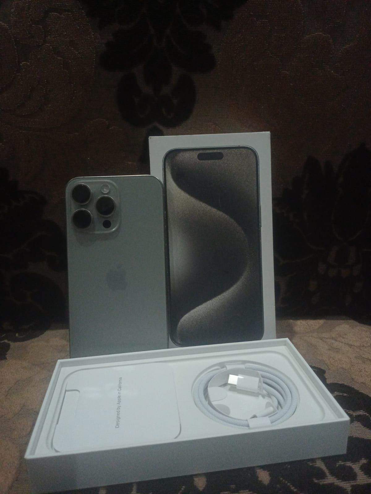 15 pro max box pack (jv) by Moosa Qureshi