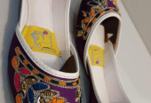 women’s funcy embroidered khussa by Cute Khan