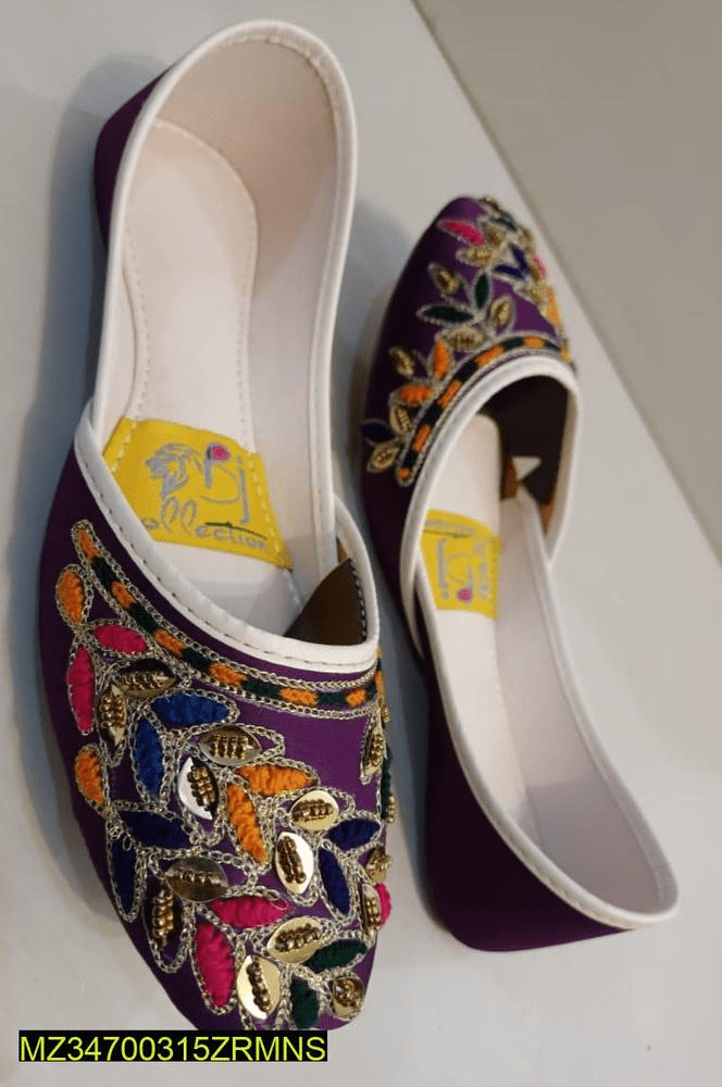 women’s funcy embroidered khussa by Cute Khan