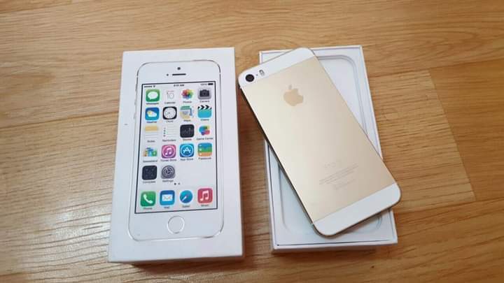 Iphone 5s 64 gb PTA approved My WhatsApp number 0322=7094780 by Hafiz Naveed