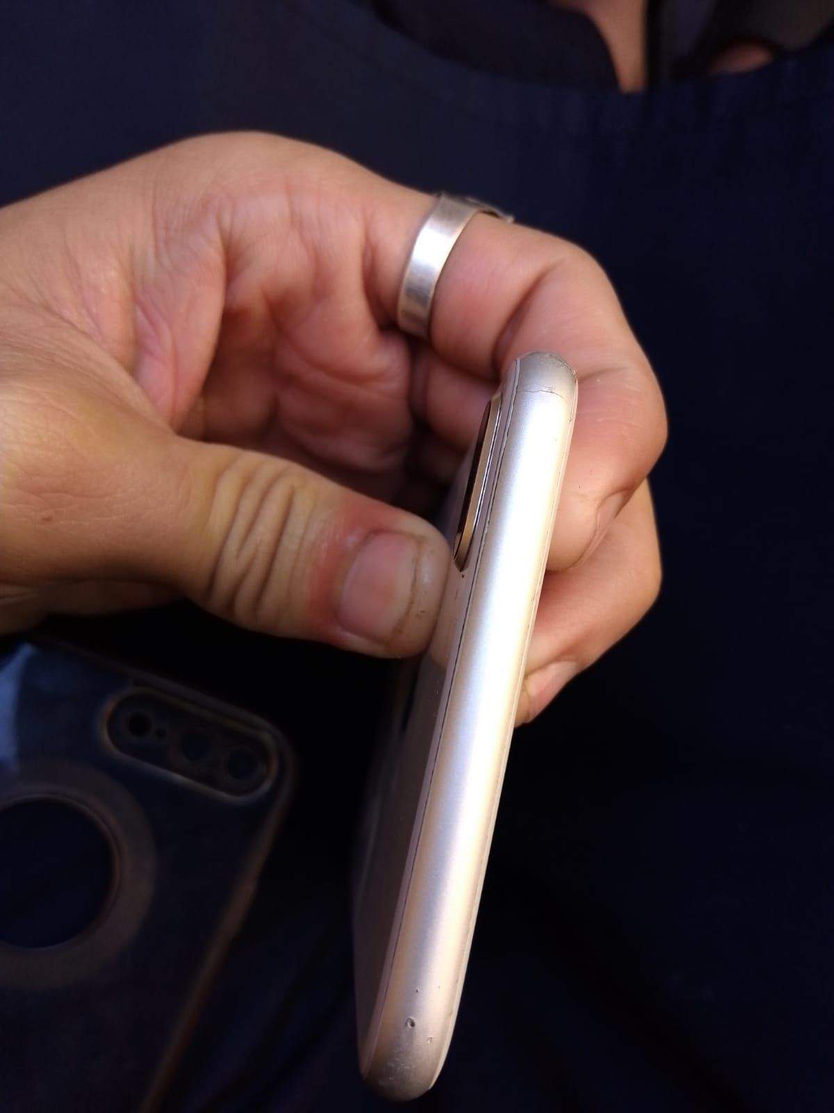 Iphone 8 Plus Non Pta 64 Gb by Wahab Farooqi