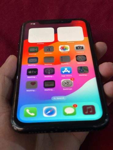 iPhone XR 64 GB non PTA sim lock Face ID ok All ok 10/10 Rs,49,000 Raw by Ali Hamza