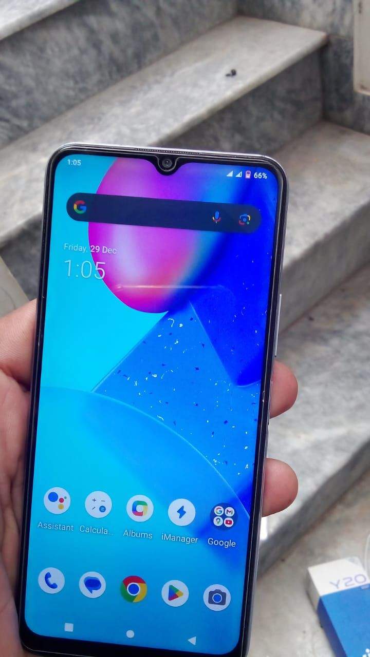 Vivo y20 mobile 4 64 by Tariq Tahir