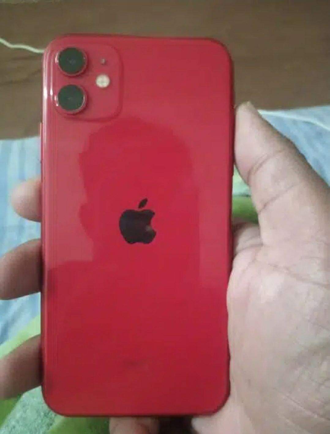 Iphone 11 red cloure non pta by Arslan Ali