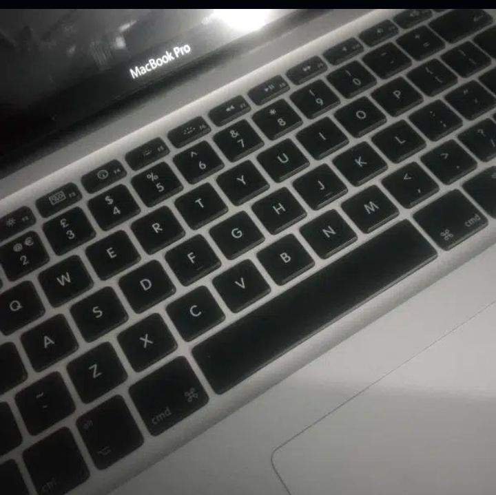 Mac book pro by Rashida ALI