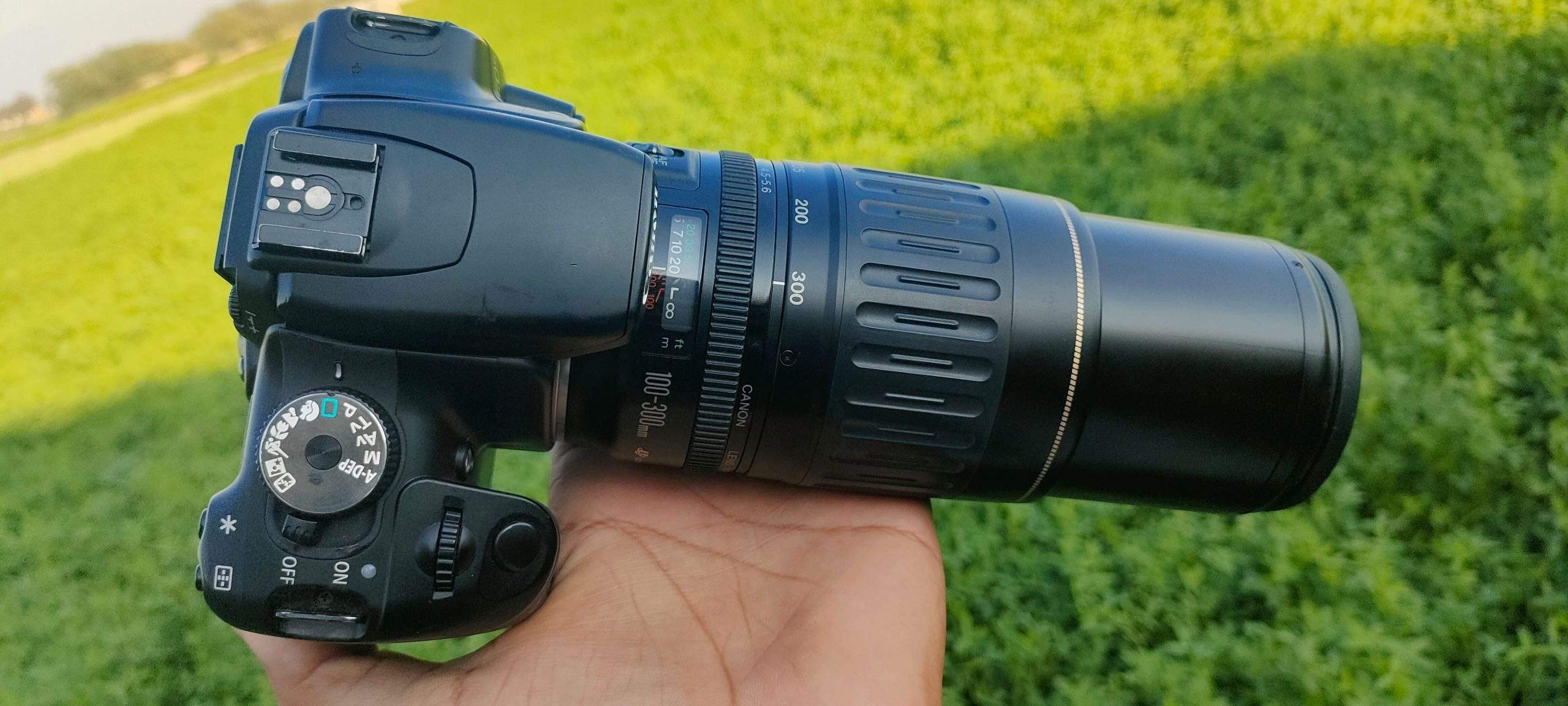 CANON 400D with 100_300mm lens (cash on delivery available) by zada raees16