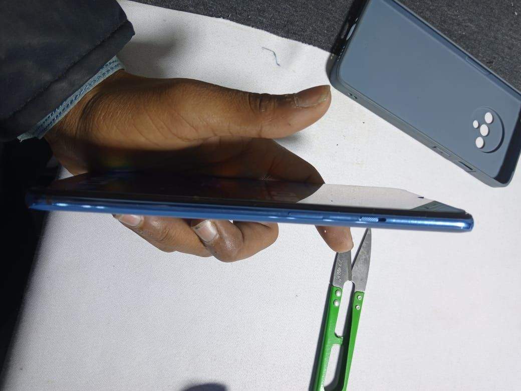 OnePlus 7t by Mr Ahmad