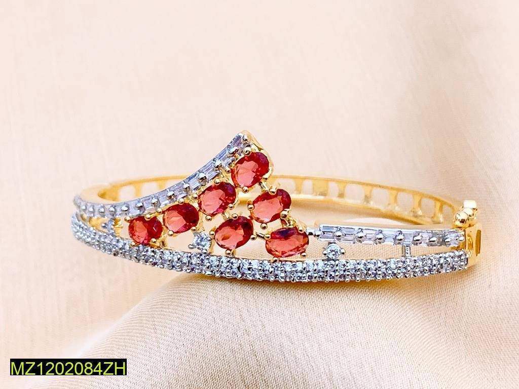 Bracelet by Saghir