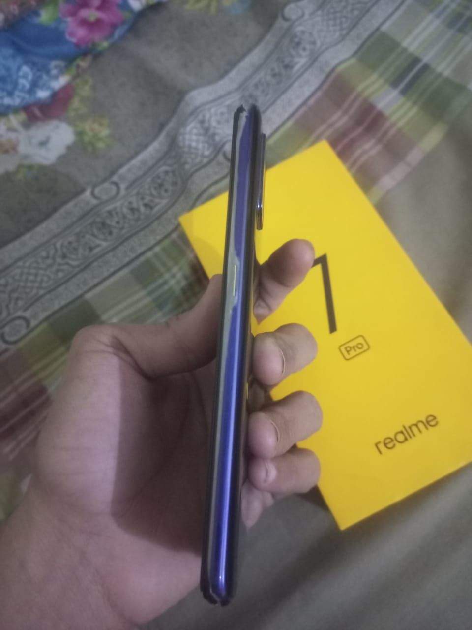 Realme 7 pro 8gb+5gb ram 128gb rom with original charger and box 10/9. by Mr Shakir