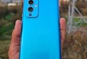 OnePlus 9 by Hammad Hussain