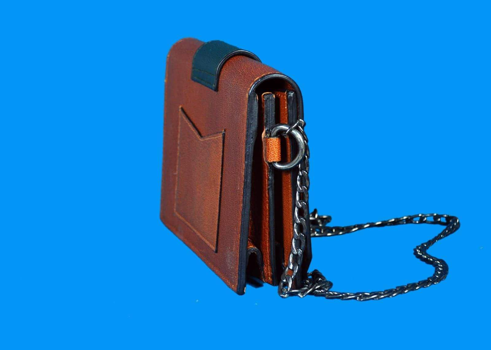 Ladies hand bag in Original Cow leather by Ammar Sheikh