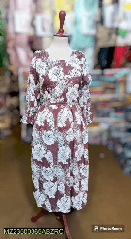 Printed Chiffon Maxi by Hanan Shafique