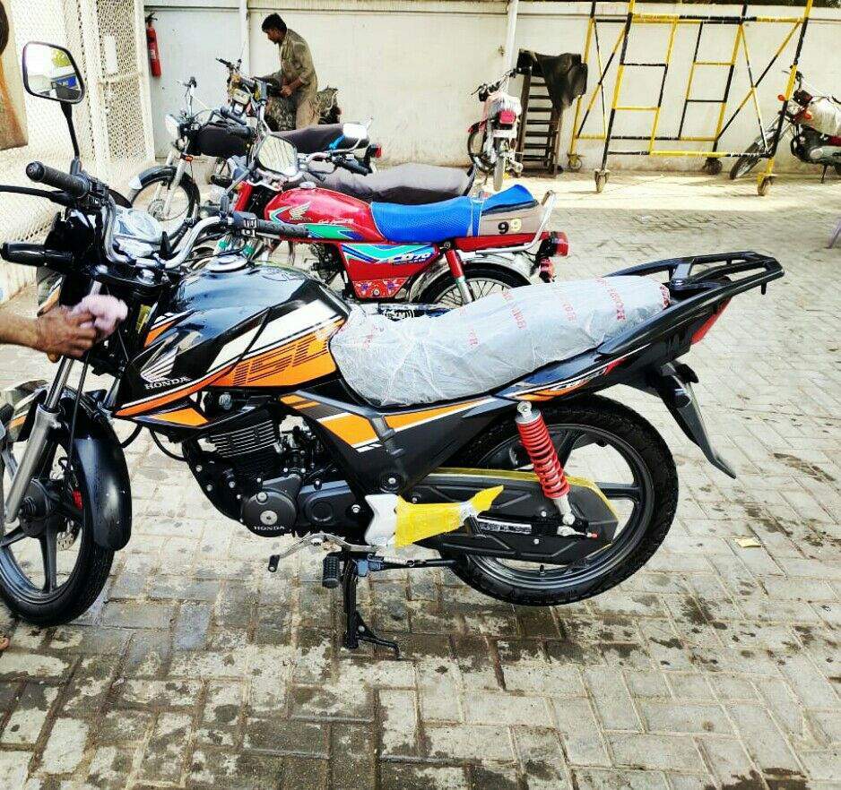 Honda CB150F . Zero meter condition by Duaakbarbaloch Baloch