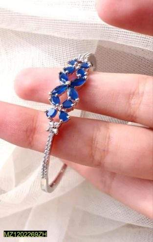 Bracelet by Saghir