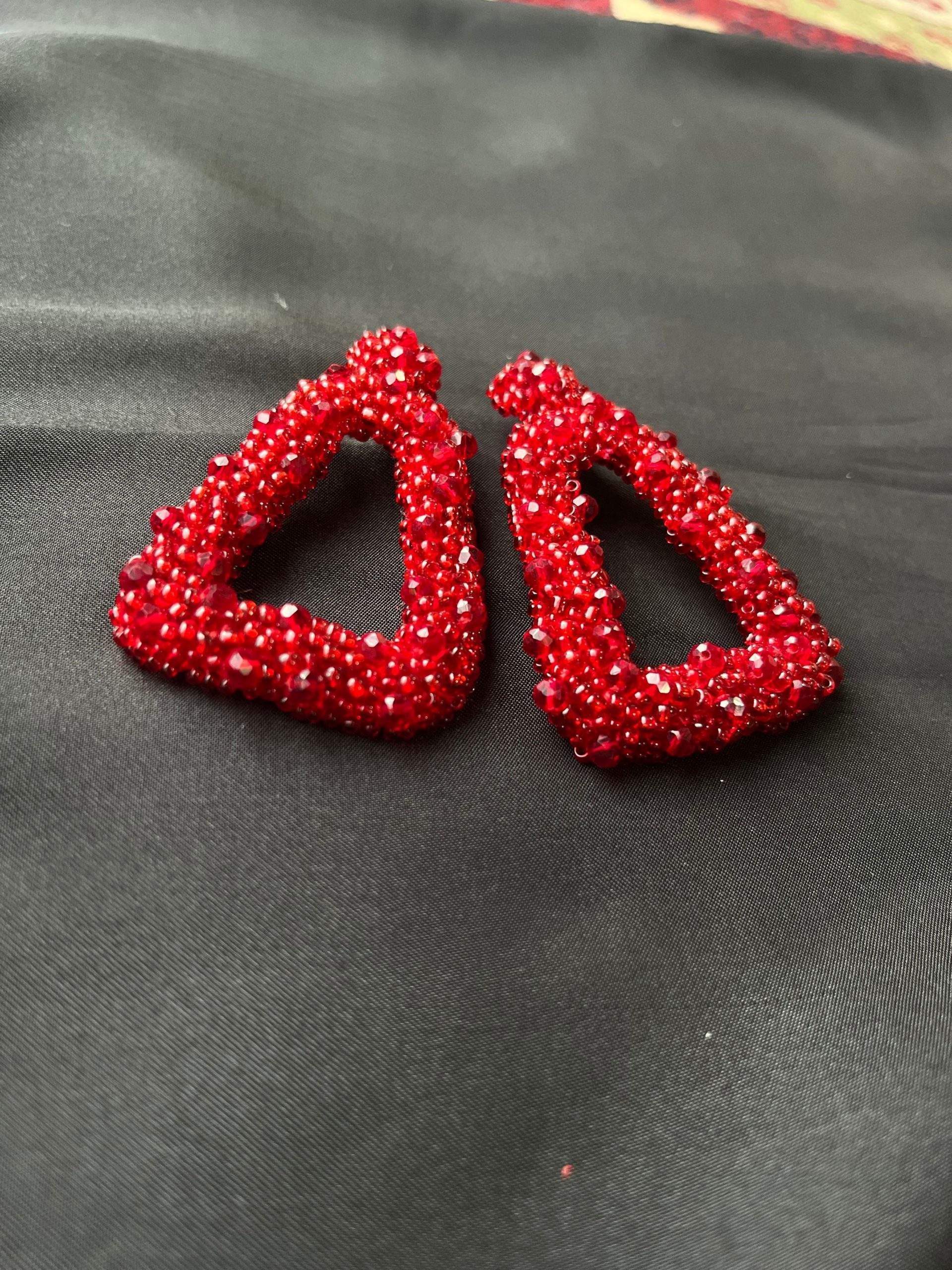 White and Red beaded earrings by Zarwish Javid