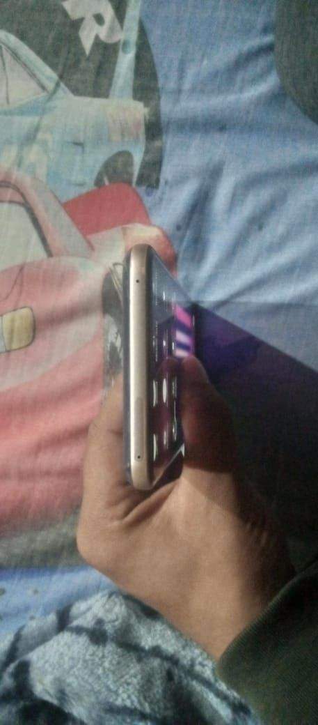 LG v60 8/128 gaming device by Talha Zubair – 075