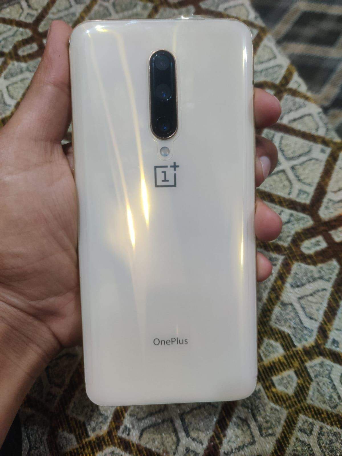 oneplus 7pro… 8/256 by Ali Raza