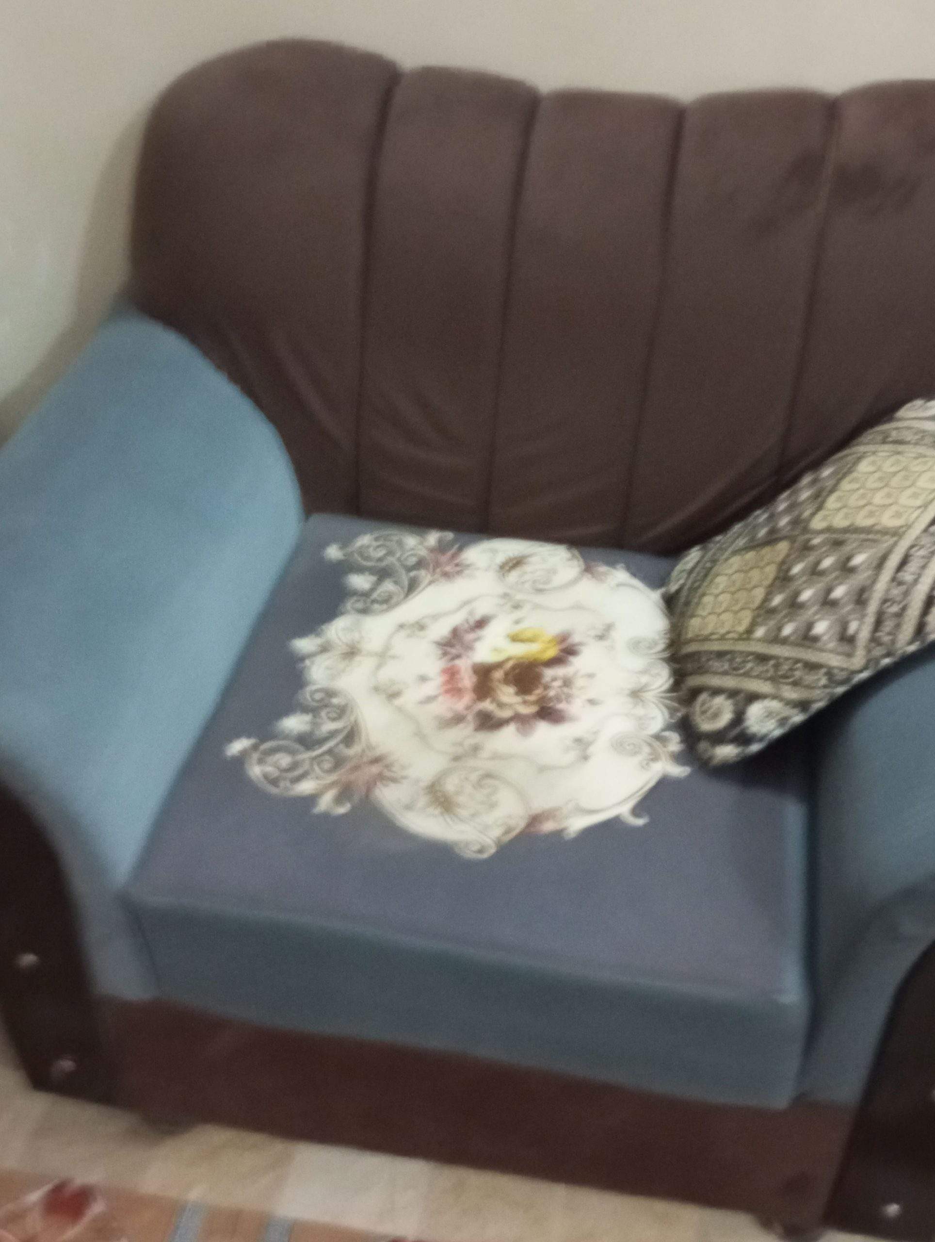 05 seator sofa set (cushion) without table by Saghir Ahmed