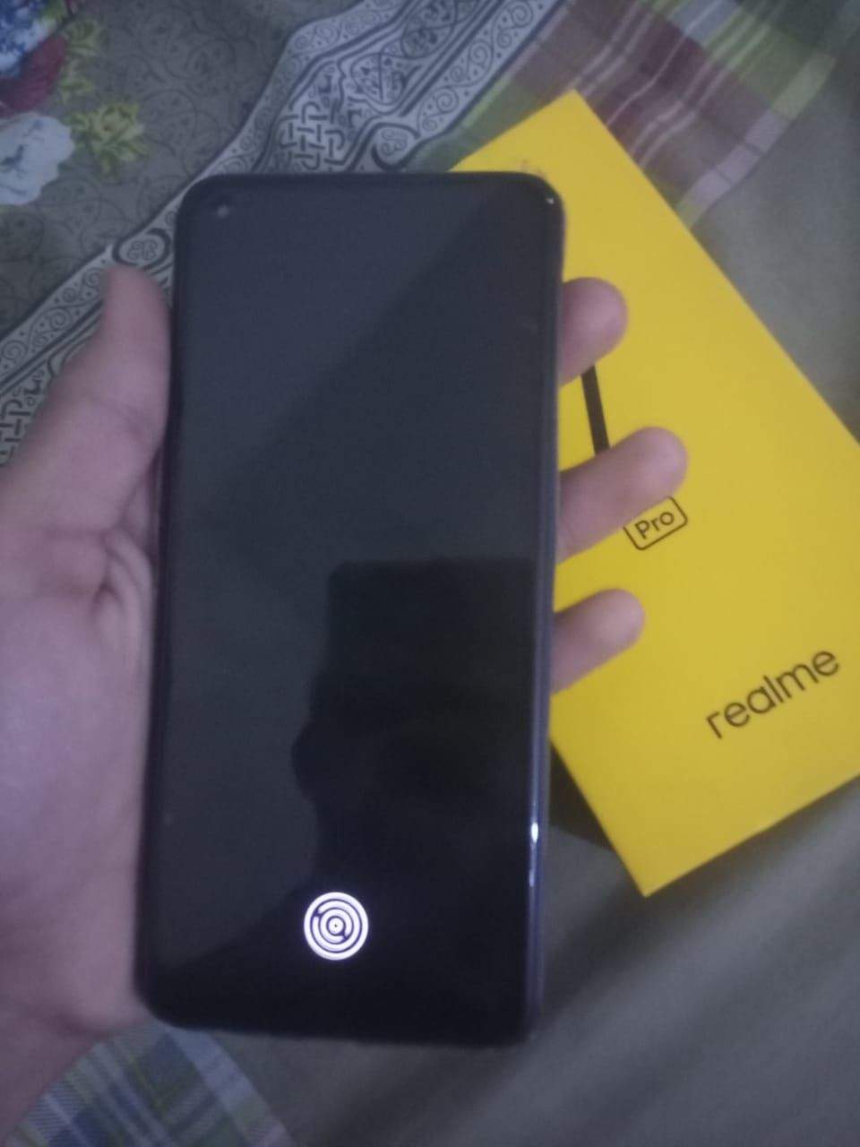 Realme 7 pro 8gb+5gb ram 128gb rom with original charger and box 10/9. by Mr Shakir
