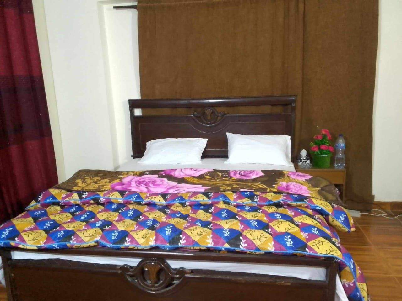 Luxury room and apartment available for rent 03087973820 by Haider Ali