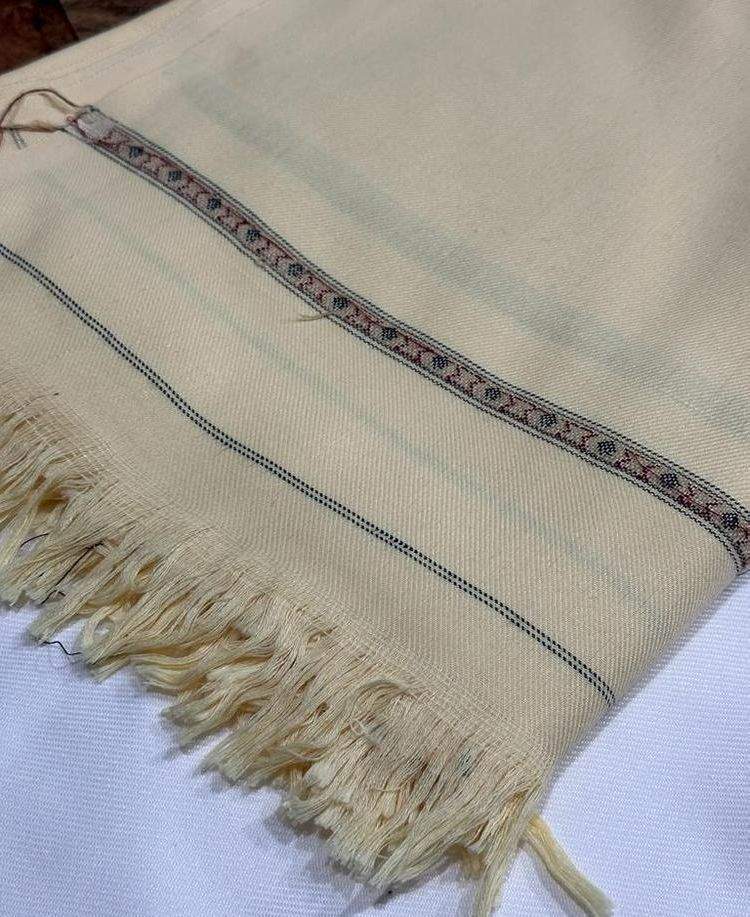 Wool Shawls by Qayyoom Jutt