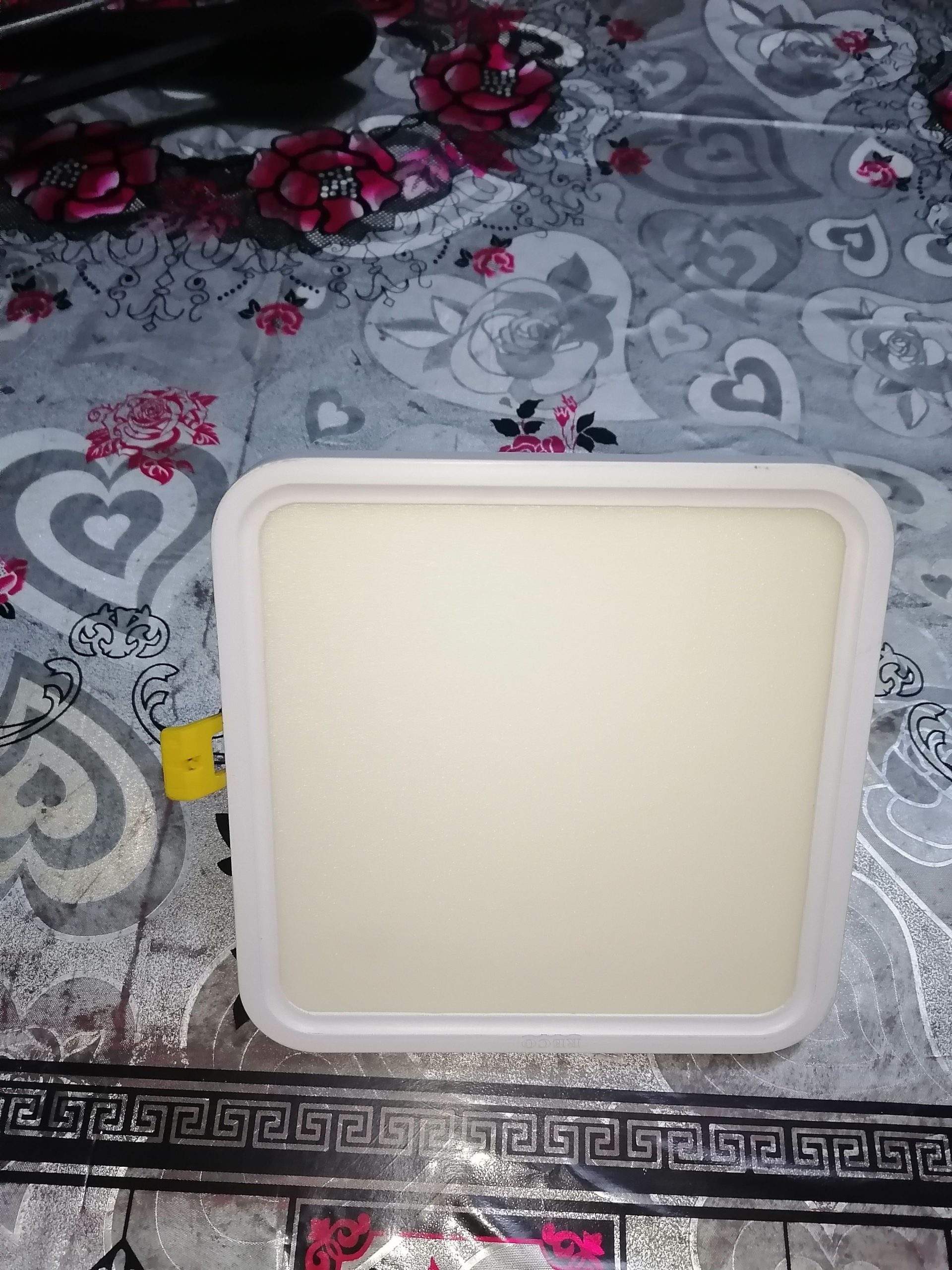 Yah light seeling be H aur holder ma be lag jay gi by Azeem Nadeem