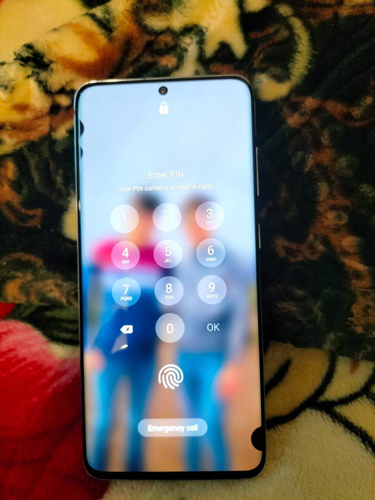 Samsung galaxy s20 5G 12/128 by Azam Saleem