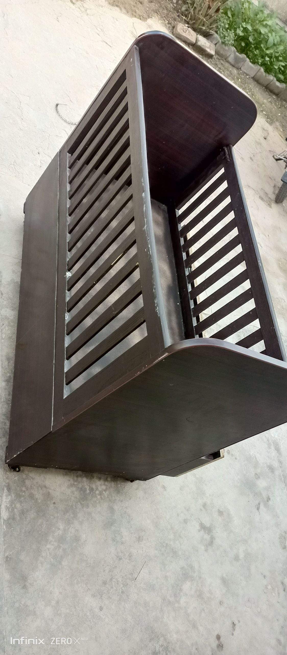 Baby cot by Sana Khan