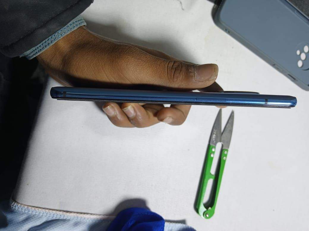 OnePlus 7t by Mr Ahmad