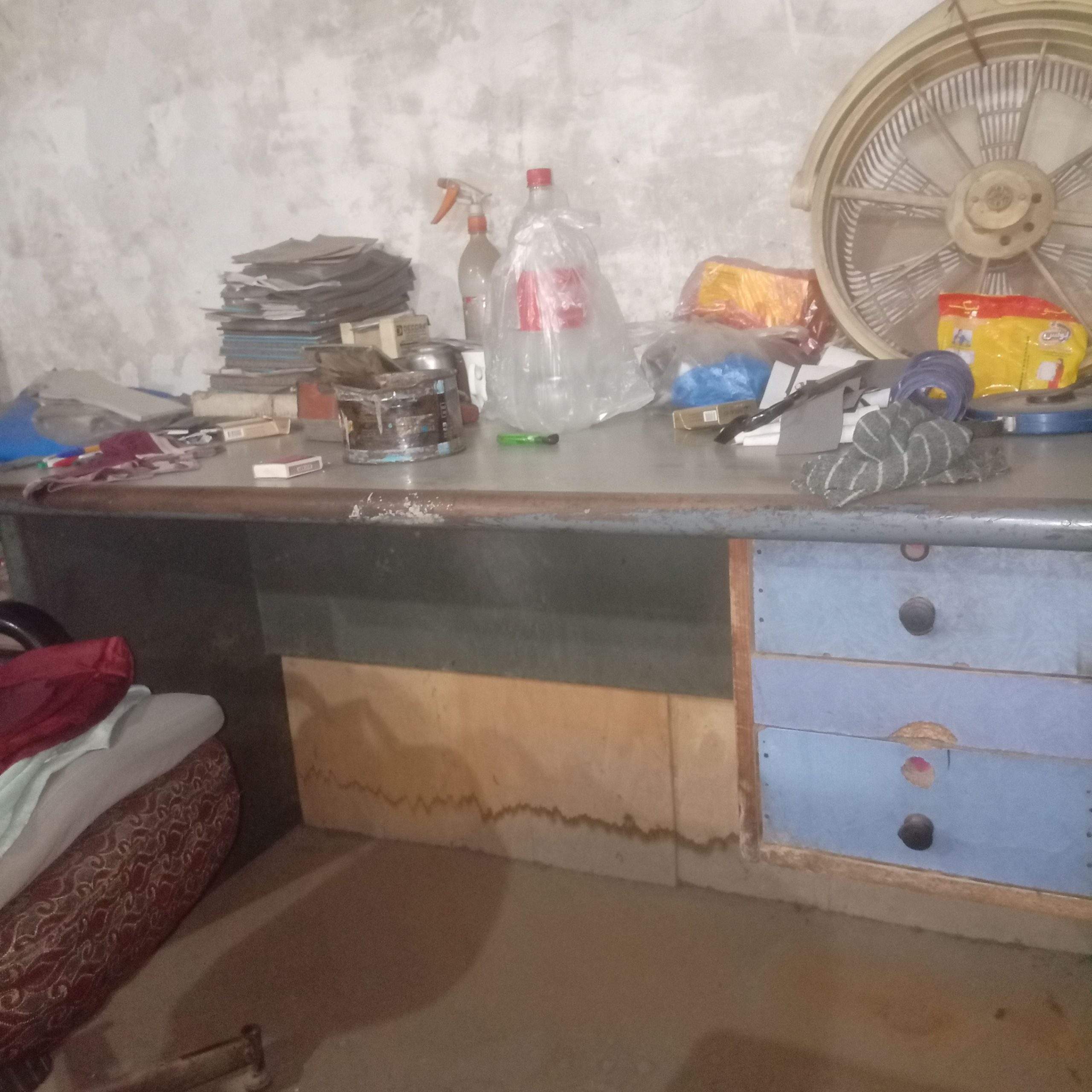 3 Used office tables by Sheikh Qasim