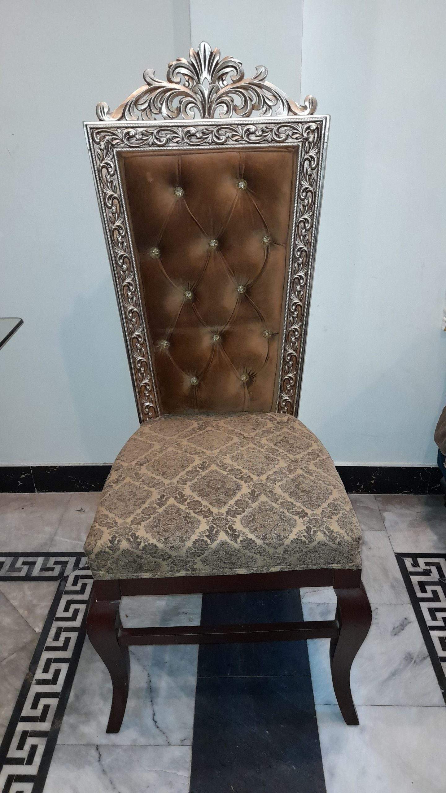 Urgent sale by Fiza Jamil