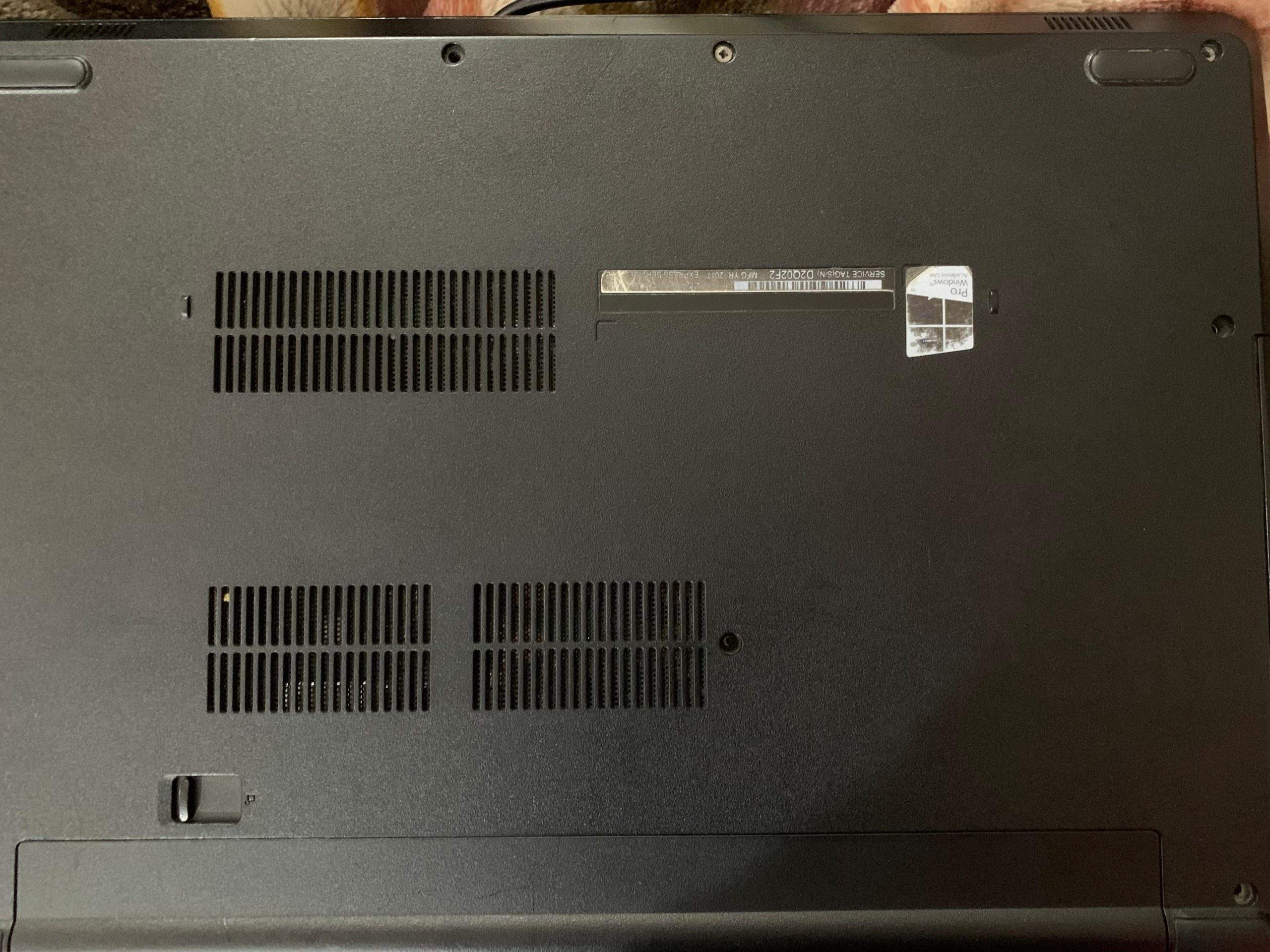 DELL Vostro 14 -3468 by Zain Ahmad