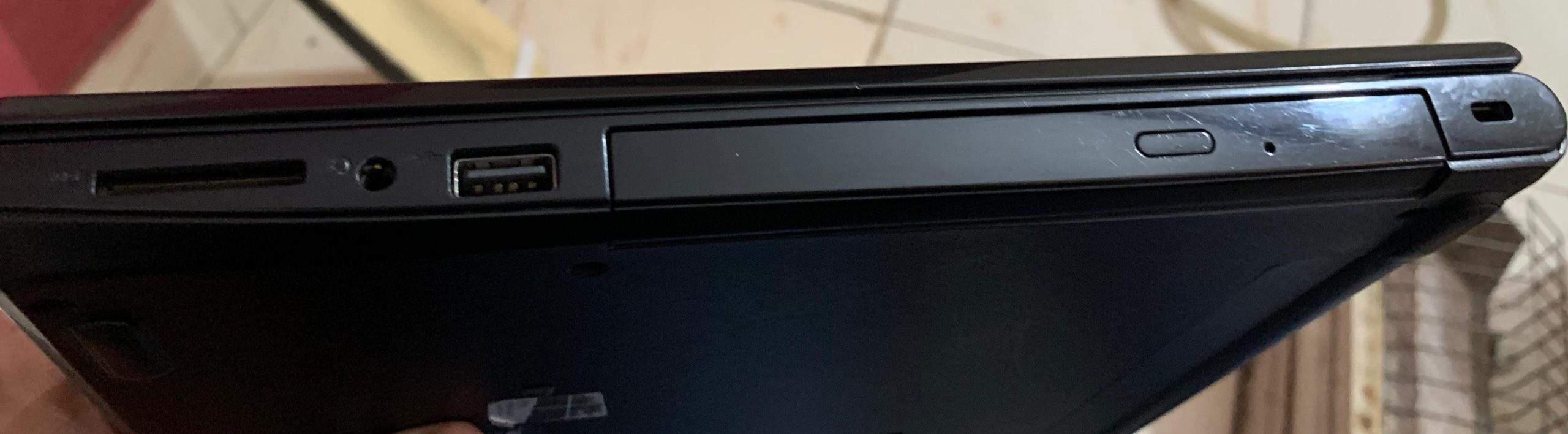 DELL Vostro 14 -3468 by Zain Ahmad