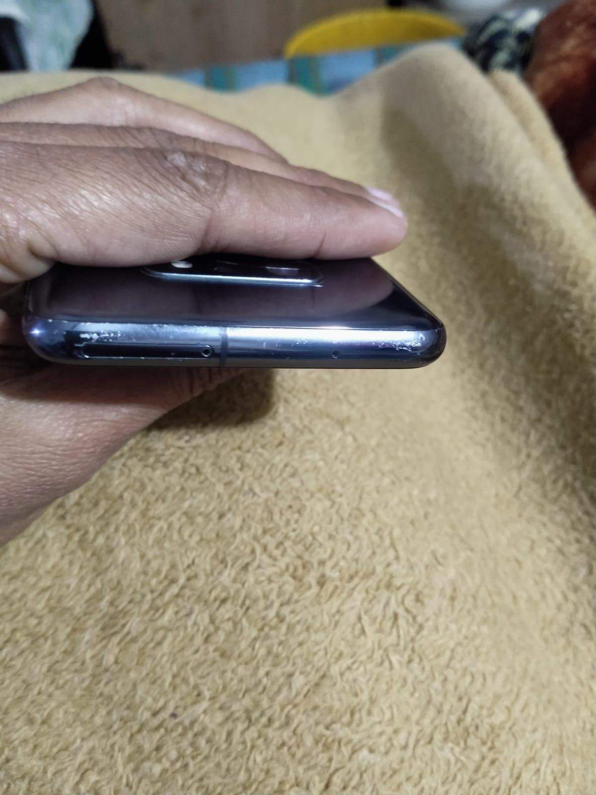 Samsung s10e by Muhammad Aslam