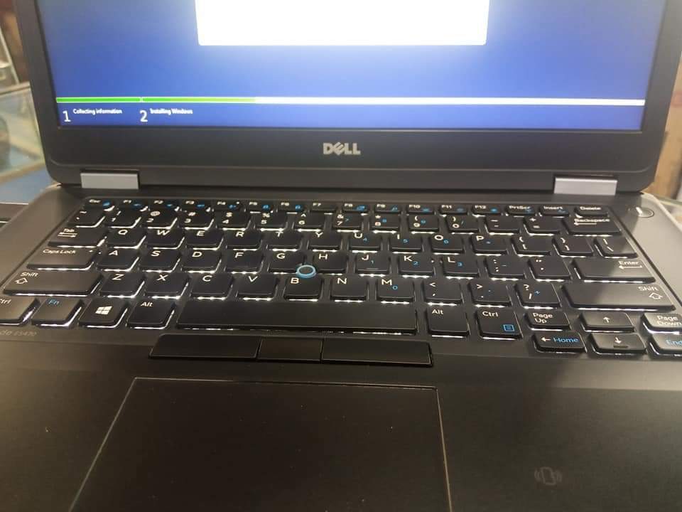 Dell latitude core i5 6th gen 10/10 conditions by Ali Raza
