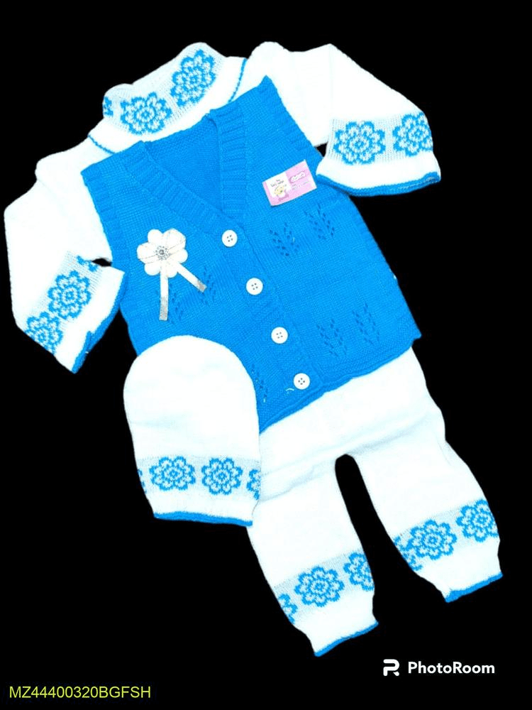 4 PCs baby girl stiched wool suit by Hooriya Baloch