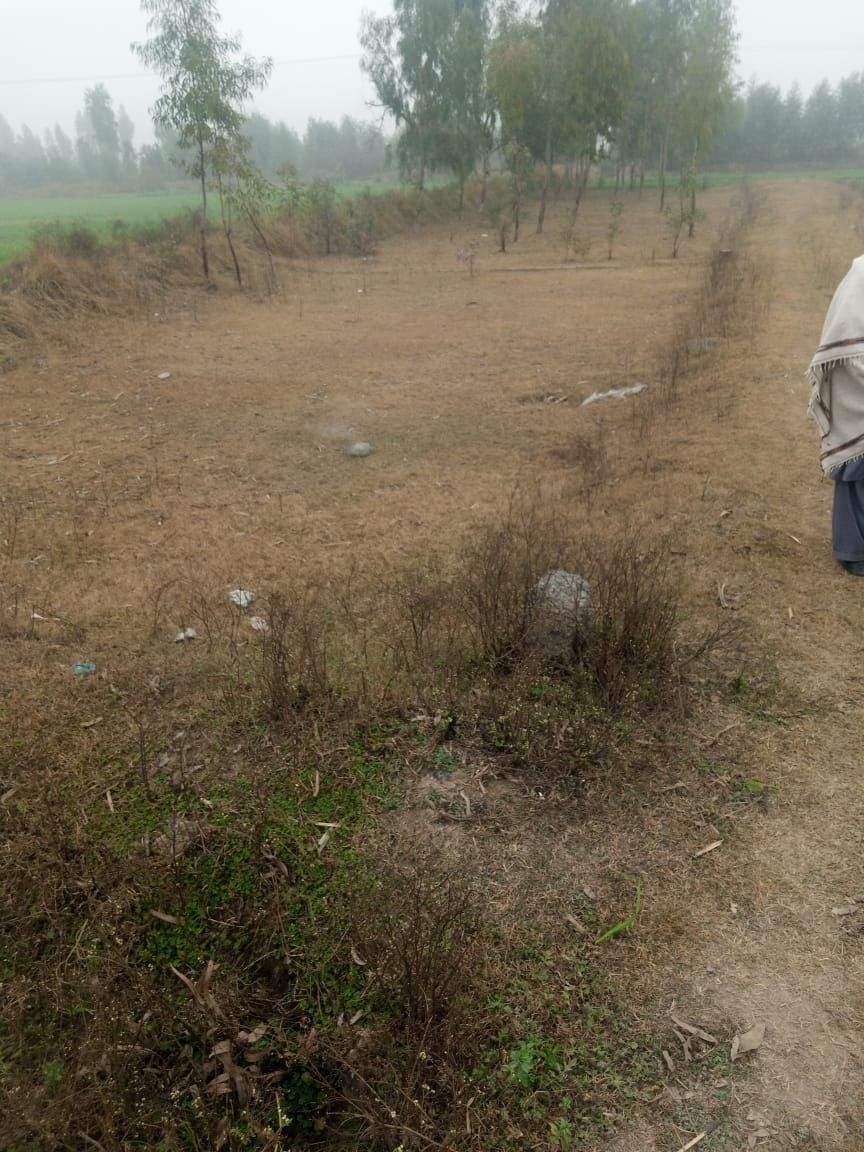 12 marla cornor plot in good location by Sohail shahid