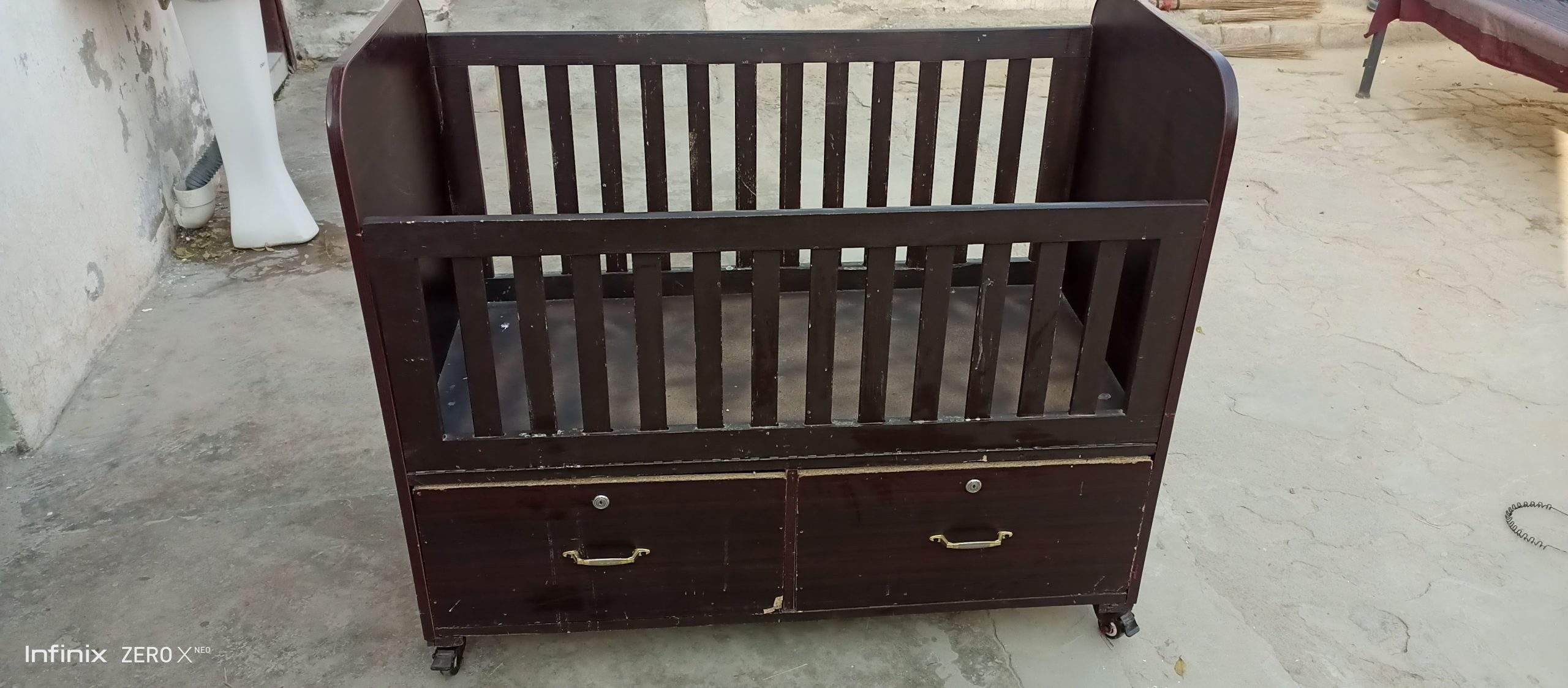 Baby cot by Sana Khan