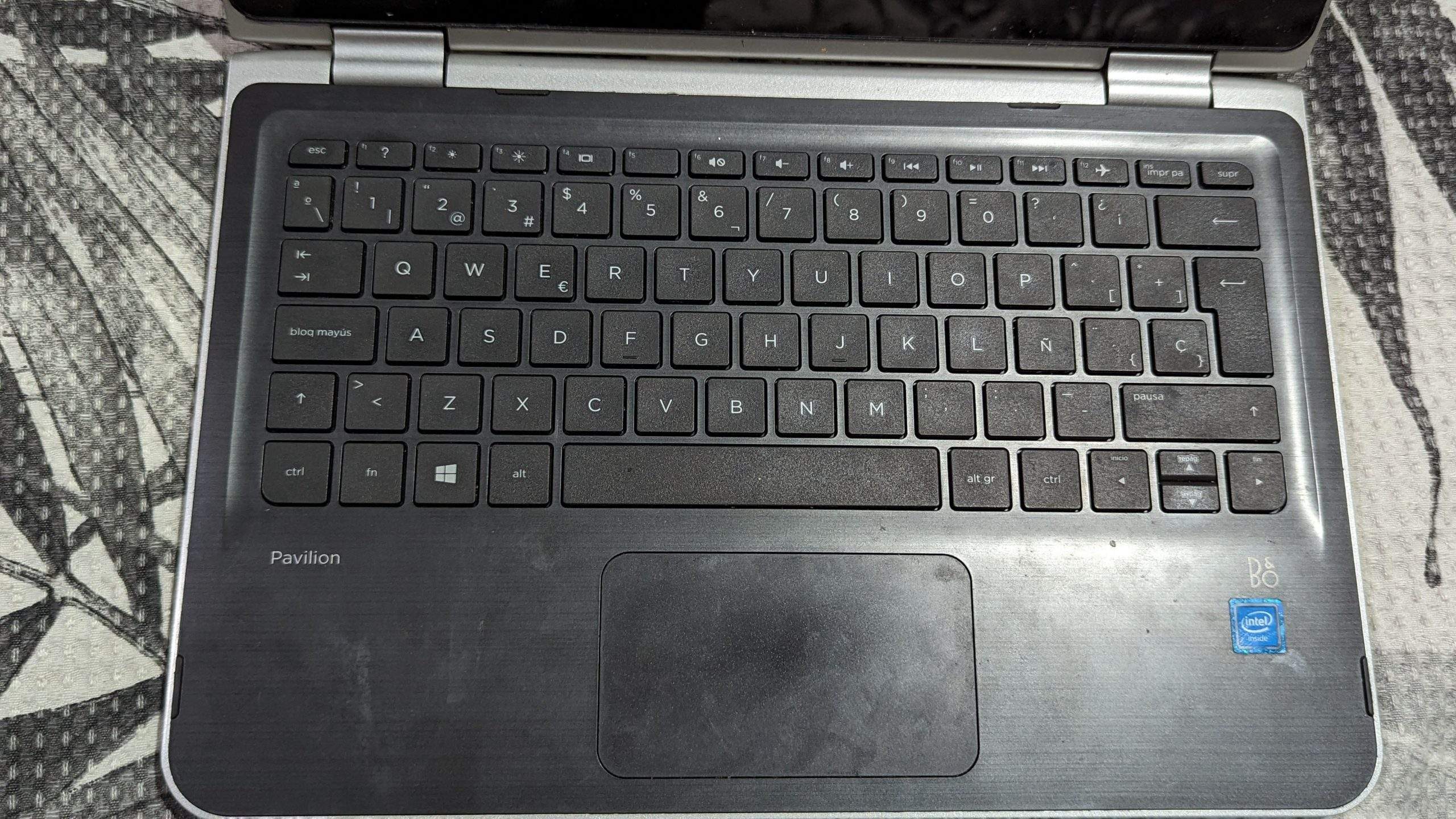 Hp Touch screen laptop by rahan khan