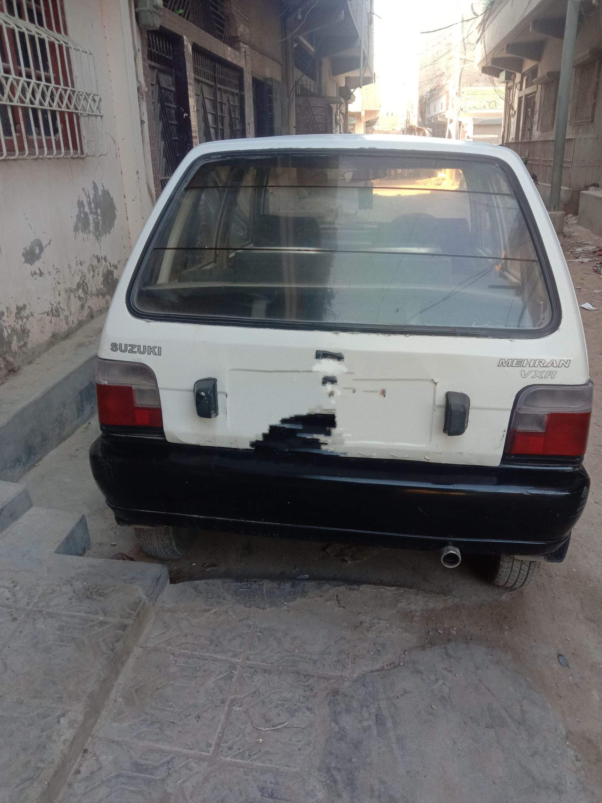 Mehran vx 1998 by Khalid Khan